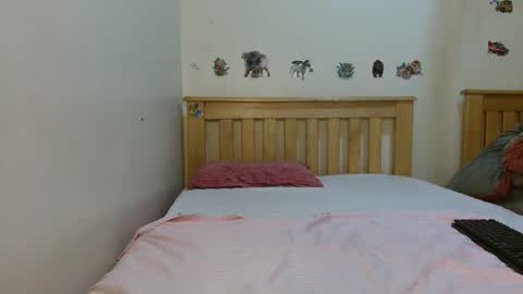 sisi and grovin online show from 11/01/25, 11:23