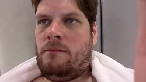 Snapshot of dirtydogsday chatting on 03/02/25, 08:29 Dirtydog online show from 03/02/25, 08:29