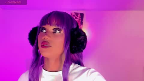 Naomy  online show from 11/22/25, 03:27