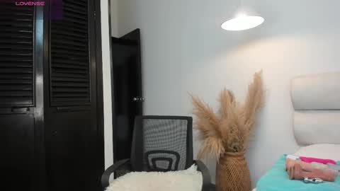 Angelica online show from 09/22/25, 06:43