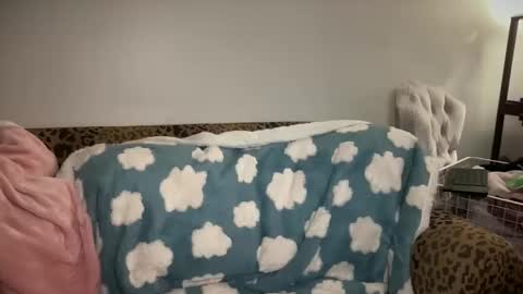 Laney Jane online show from 12/13/24, 03:49