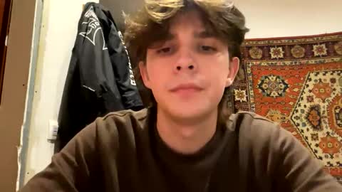 Snapshot of diski07 chatting on 10/28/25, 06:10 Diskis online show from 10/28/25, 06:10