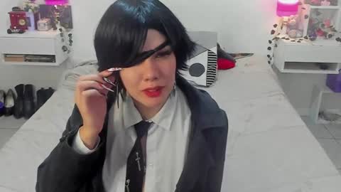 Lena online show from 10/18/25, 05:21