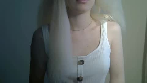 DitaMilton online show from 11/01/25, 10:39