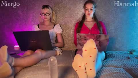 Snapshot of divine_hannah chatting on 09/24/25, 10:46 Hannah online show from 09/24/25, 10:46