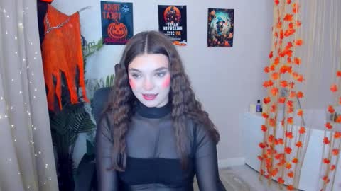 Hannah online show from 10/13/25, 11:32