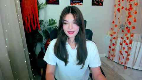 Hannah online show from 10/16/25, 12:28