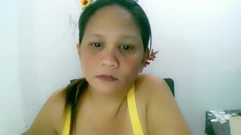 Snapshot of divinegrace10 chatting on 12/03/24, 01:10 Divine Grace Close To Your Hear online show from 12/03/24, 01:10