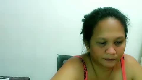 Snapshot of divinegrace10 chatting on 12/25/24, 09:54 Divine Grace Close To Your Hear online show from 12/25/24, 09:54