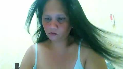 Snapshot of divinegrace10 chatting on 10/20/25, 05:30 Divine Grace Close To Your Hear online show from 10/20/25, 05:30