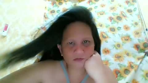 Snapshot of divinegrace10 chatting on 10/25/25, 02:41 Divine Grace Close To Your Hear online show from 10/25/25, 02:41