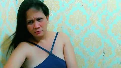 Snapshot of divinegrace10 chatting on 11/01/25, 03:30 Divine Grace Close To Your Hear online show from 11/01/25, 03:30