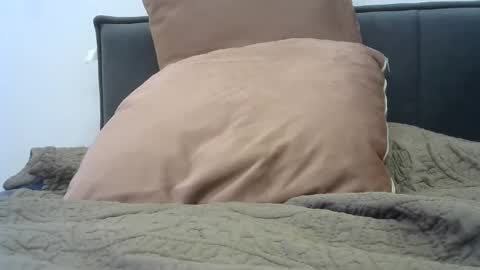 dixsonnnnn online show from 12/14/24, 10:02