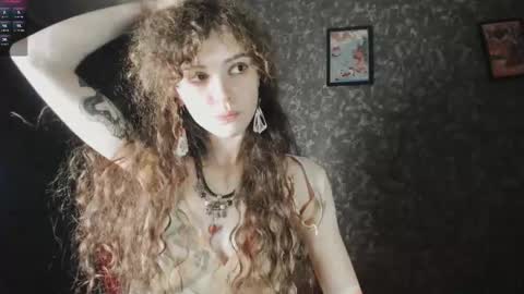 Dizer online show from 11/08/25, 03:23