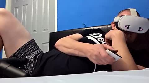 Snapshot of djcloudy22223 chatting on 11/18/25, 08:52 djcloudy22223 online show from 11/18/25, 08:52