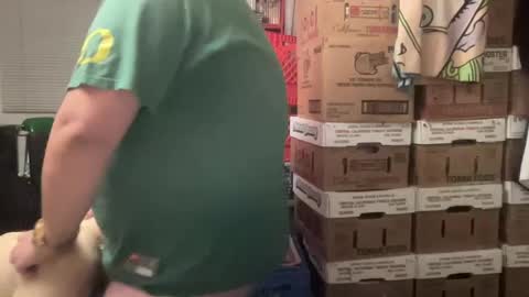 Snapshot of djfreeque chatting on 12/08/24, 04:57 djfreeque online show from 12/08/24, 04:57