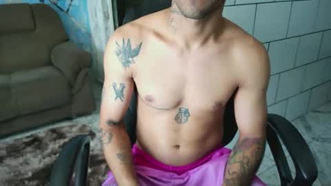 Snapshot of dmacedo96 chatting on 12/11/24, 02:22 AmigodotadoZL online show from 12/11/24, 02:22