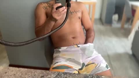 Snapshot of dmitirdarko chatting on 02/14/25, 11:42 Dmitri online show from 02/14/25, 11:42