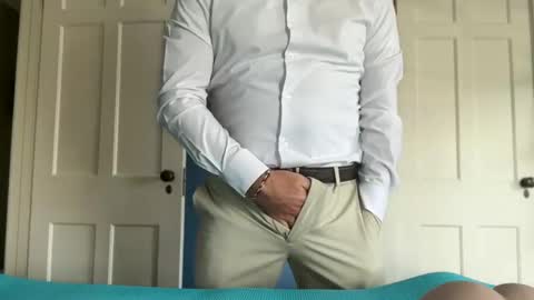 Doc online show from 10/18/25, 08:09