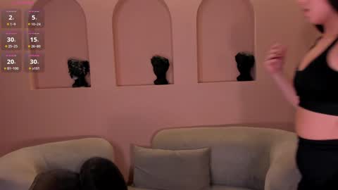 Snapshot of dolcieelliot chatting on 12/11/24, 01:47 Dolcie online show from 12/11/24, 01:47