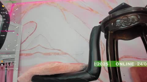 Luciana           My   online show from 02/25/25, 12:58