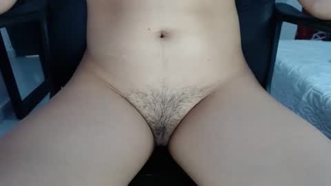 doll_dollys_ online show from 01/06/25, 08:07