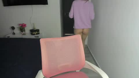 doll_oriana online show from 03/04/25, 09:43