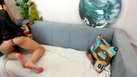 dolliemina online show from 10/27/25, 02:04