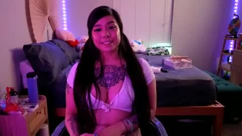 DOLLLFACE online show from 02/19/25, 11:06