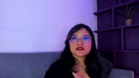 DollyWood  online show from 11/04/25, 03:38