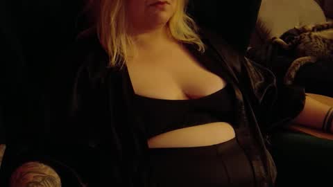 SADE online show from 10/07/25, 09:01