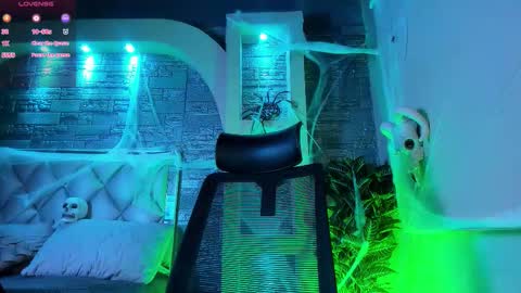 dominic de luca online show from 10/17/25, 03:53