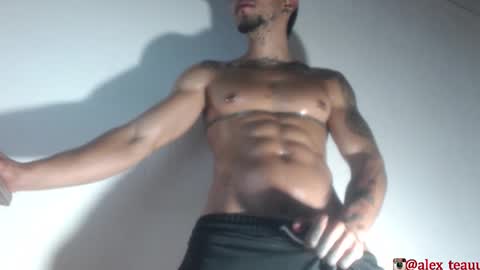 DOMI online show from 11/04/25, 10:20