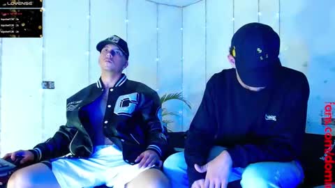 Snapshot of dominic_hanks chatting on 03/11/25, 07:26 DOMINIC AND ANDREW online show from 03/11/25, 07:26