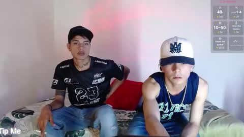 Snapshot of dominic_hanks chatting on 10/17/25, 12:30 DOMINIC AND ANDREW online show from 10/17/25, 12:30