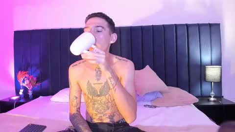 dominik_thompson777 online show from 09/27/25, 03:00