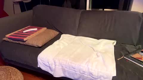 Alfredo online show from 10/12/25, 06:40