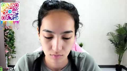 Aura online show from 09/27/25, 03:11