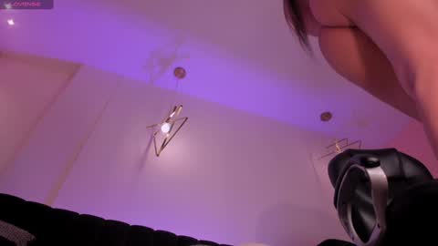  Donna Stonne  online show from 12/22/24, 01:01