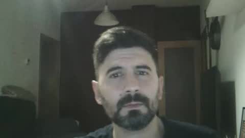 Snapshot of donnie_darkos83 chatting on 09/17/25, 10:44 donnie_darkos83 online show from 09/17/25, 10:44