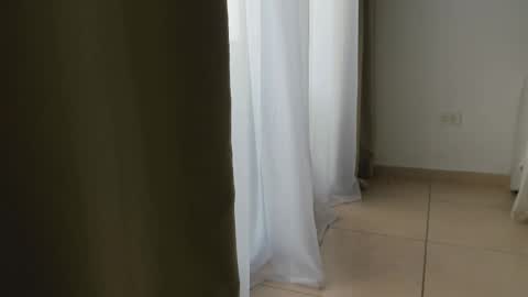 Donatella online show from 02/12/25, 12:12