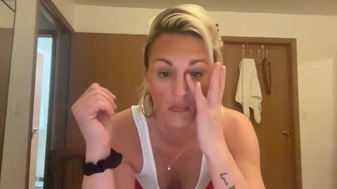 dontbefoolish online show from 11/10/25, 01:15