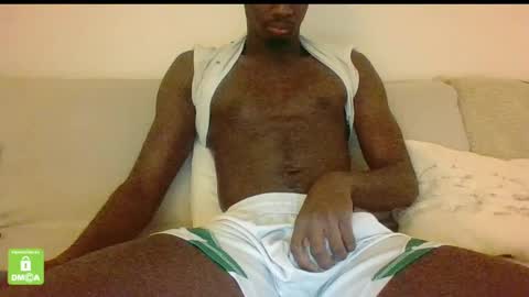 Snapshot of doomdrag3 chatting on 12/02/24, 01:03 doomdrag3 online show from 12/02/24, 01:03