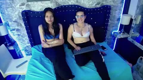 Snapshot of doouble_sin chatting on 10/16/25, 11:17 doouble_sin online show from 10/16/25, 11:17