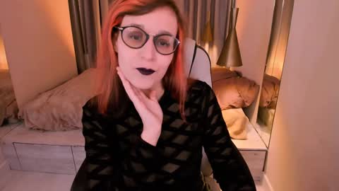 Snapshot of dora_marcelli chatting on 12/20/24, 06:40 Your Dora Follow me 3 online show from 12/20/24, 06:40