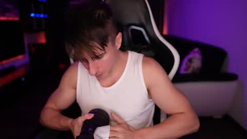 Dorian Reyes online show from 10/12/25, 09:58