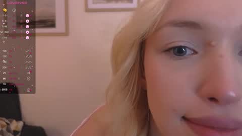 Vicki online show from 09/28/25, 06:13