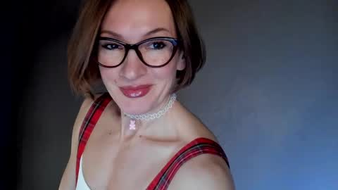 Snapshot of dorothy_meyer chatting on 03/06/25, 09:47 Dorothy Next stream on Monday at 3am-9am online show from 03/06/25, 09:47