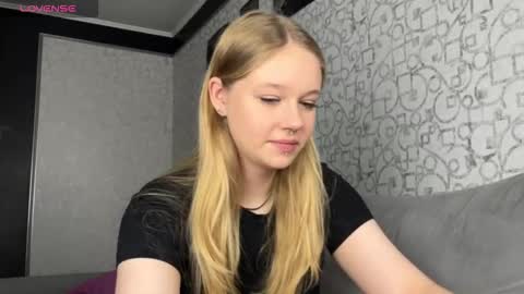 Snapshot of dory_liss chatting on 09/17/25, 01:51 dory_liss online show from 09/17/25, 01:51