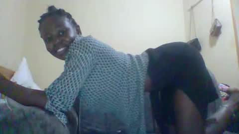 Snapshot of dottletopsy chatting on 10/12/25, 04:50 dottletopsy online show from 10/12/25, 04:50